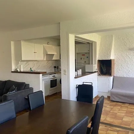 Les Lecques, Saint-cyr-sur-mer, T3, Front De Appartement *